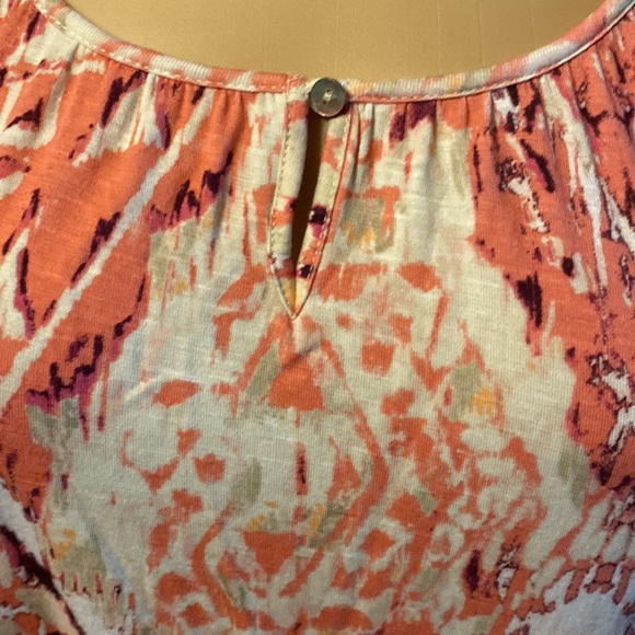 Chico’s 1 Abstract Print Top - Picture 2 of 5